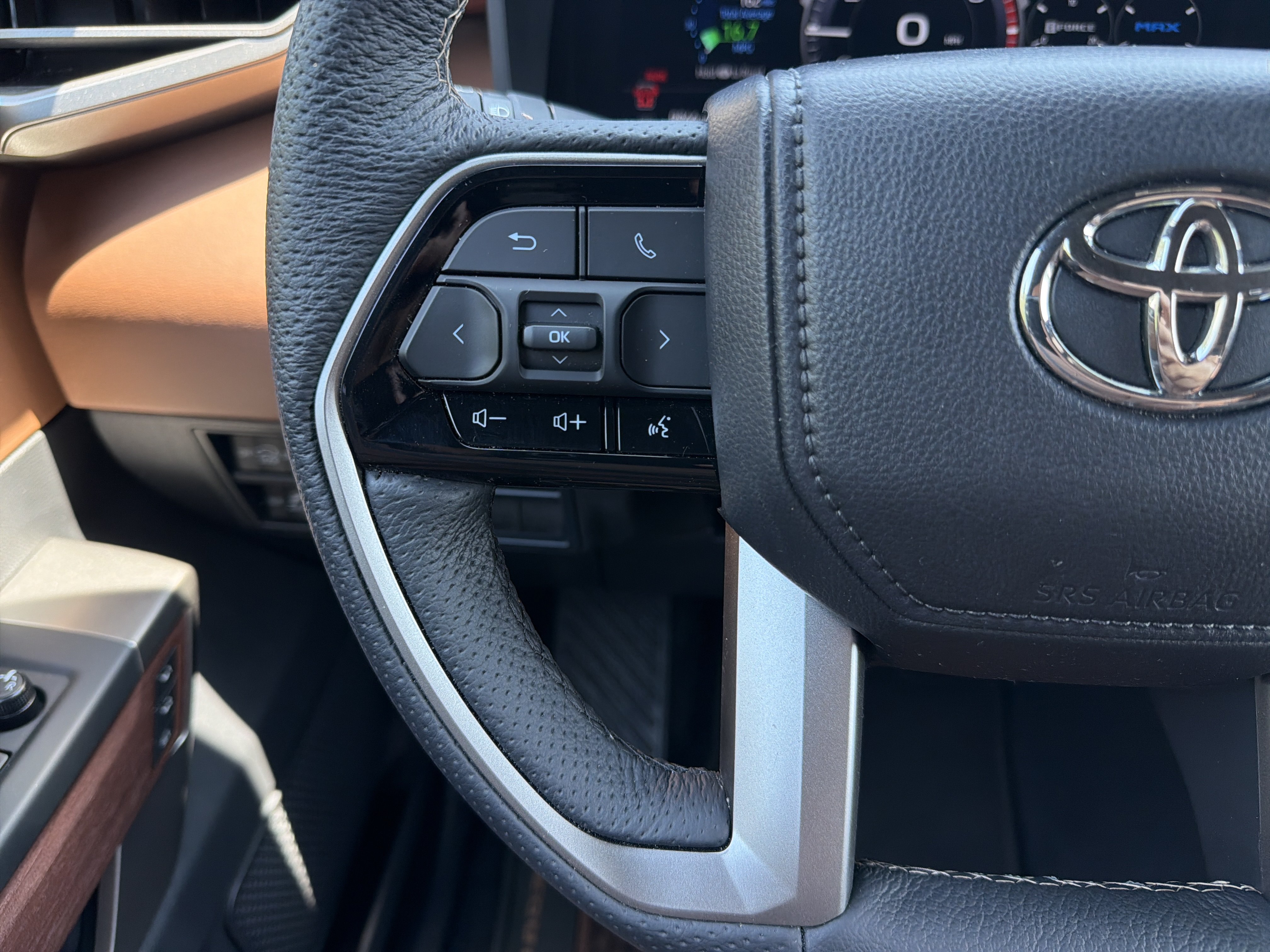 Used 2026 Toyota Sequoia 1794 Edition w/ Tow Technology Package AWD/4WD image 19