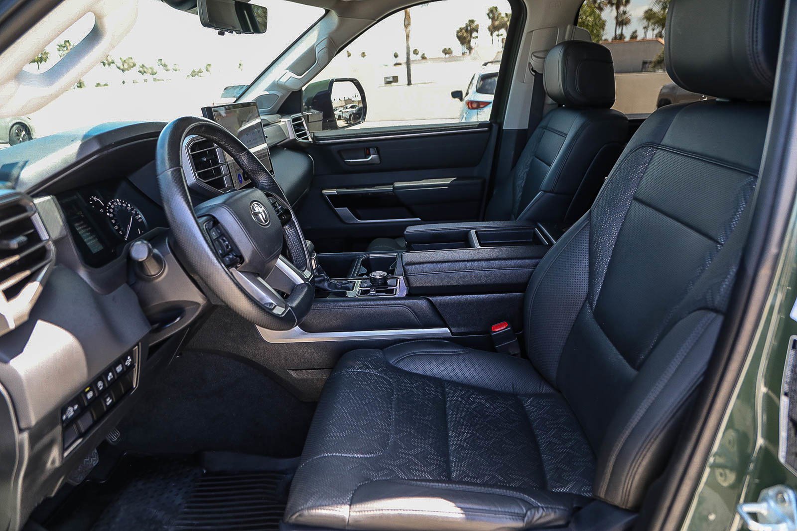 Used 2023 Toyota Tundra Limited AWD/4WD image 17