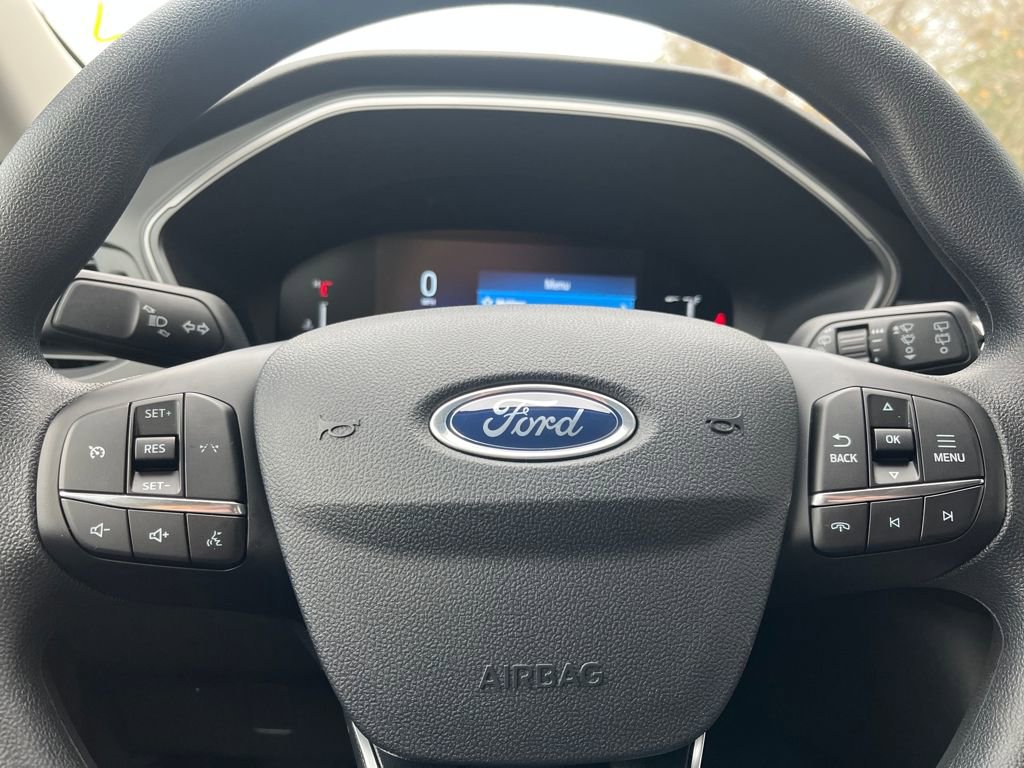 New 2025 Ford Escape Active image 2
