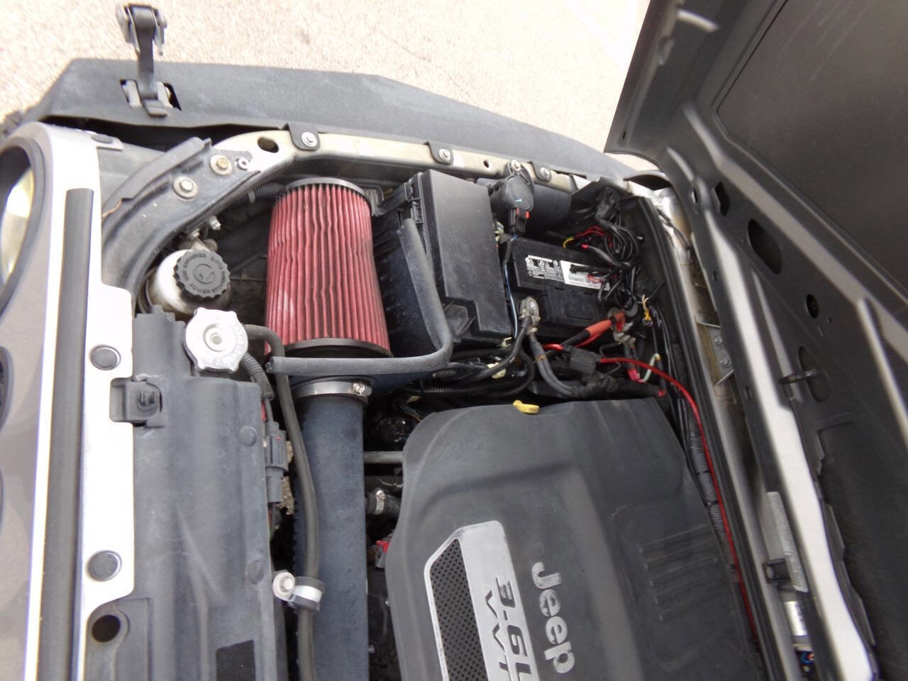 Used 2013 Jeep Wrangler Unlimited Sport w/ Connectivity Group image 43