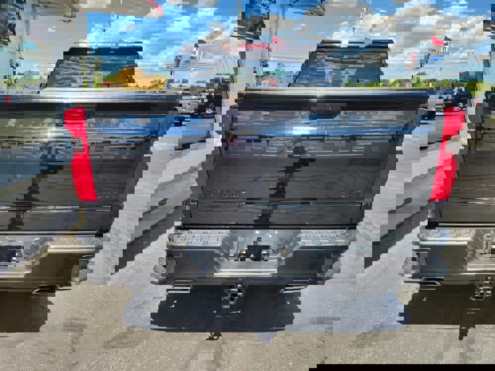 Used 2021 Chevrolet Silverado 1500 Custom Trail Boss image 4