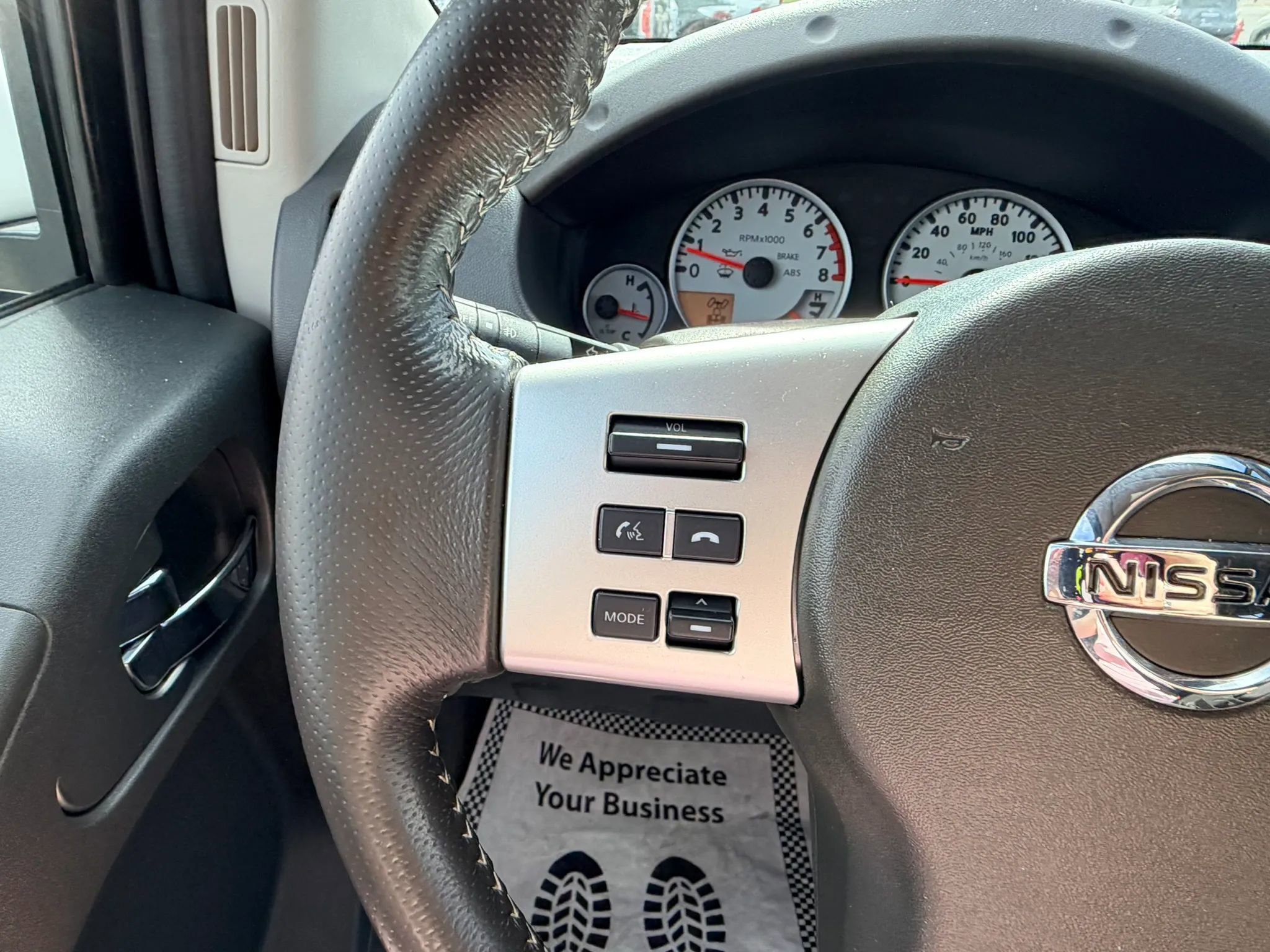 Used 2018 Nissan Frontier PRO-4X image 22