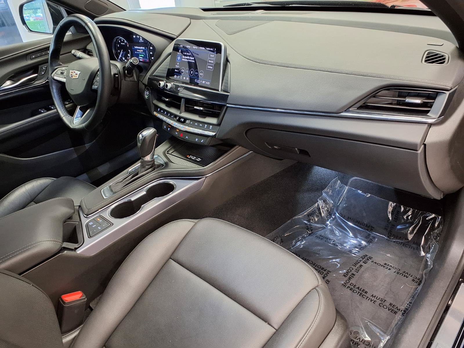 Certified 2026 Cadillac CT4 Premium Luxury RWD image 9