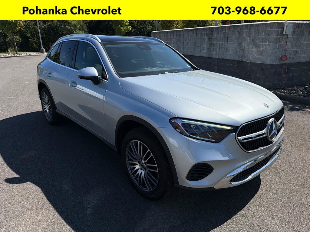 Used 2023 Mercedes-Benz GLC 300 4MATIC image 1