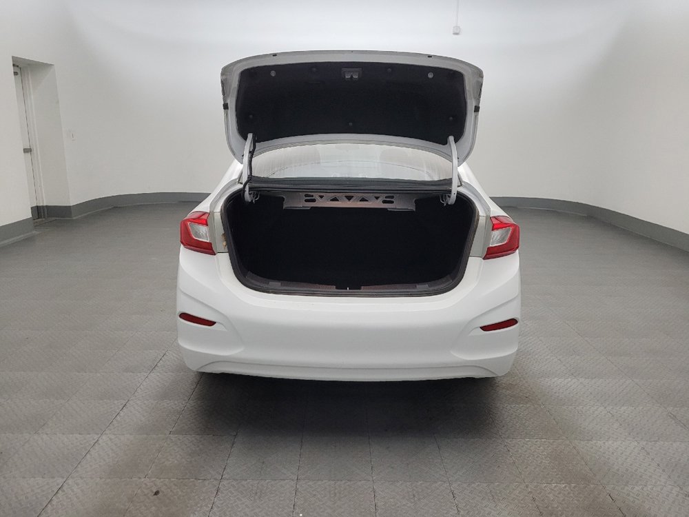 Used 2017 Chevrolet Cruze LS FWD image 29