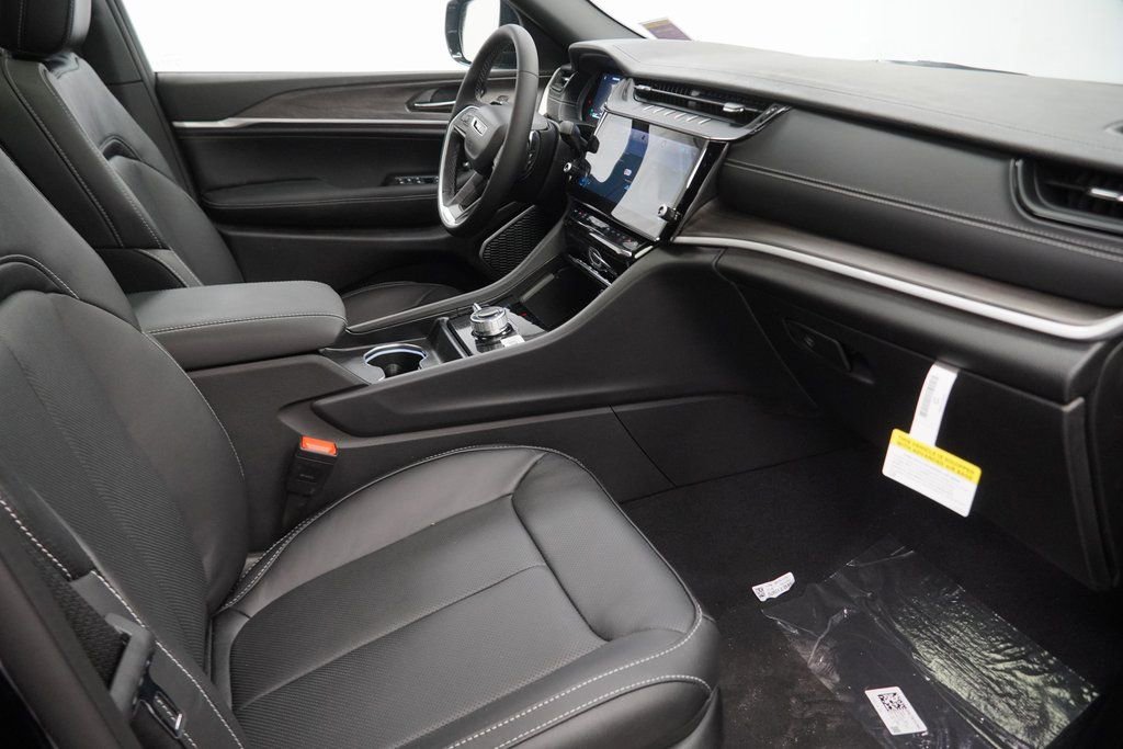 New 2026 Jeep Grand Cherokee L Limited image 34