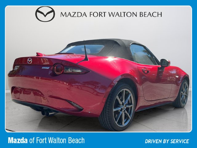 Used 2017 MAZDA MX-5 Miata Grand Touring RWD image 6