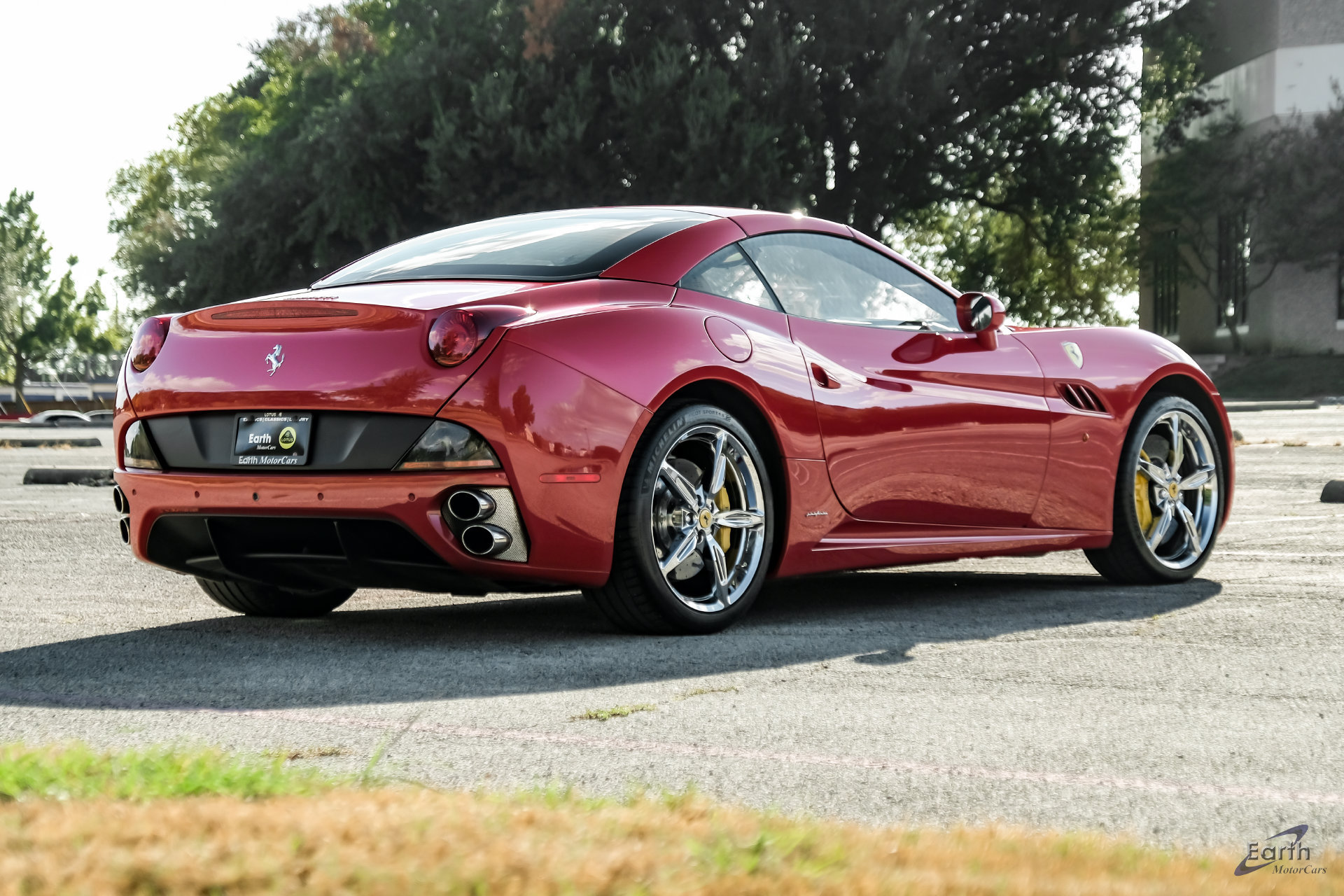 Used 2014 Ferrari California RWD image 20