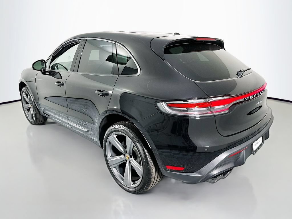 New 2026 Porsche Macan AWD/4WD image 3