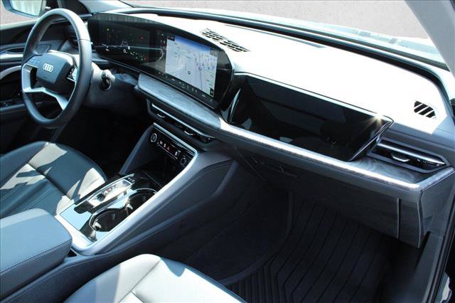 Used 2025 Audi Q5 Premium w/ Convenience Package AWD/4WD image 27