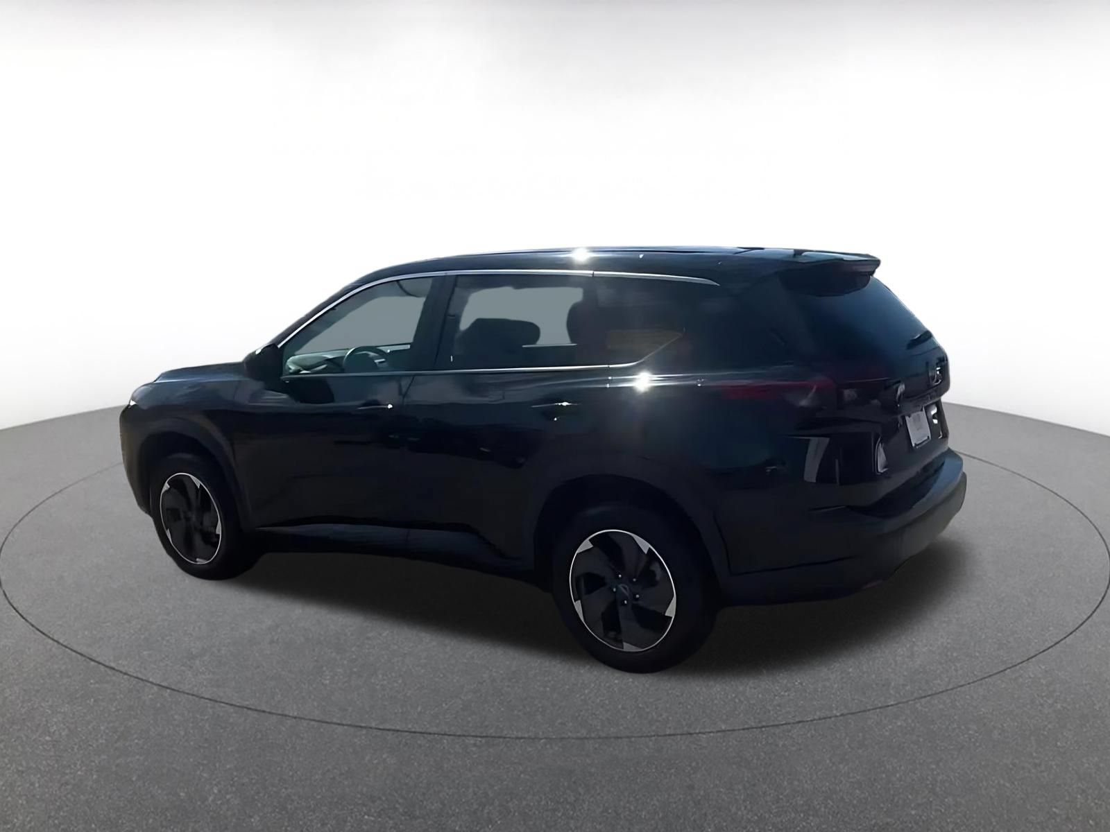 Used 2025 Nissan Rogue SV FWD image 10