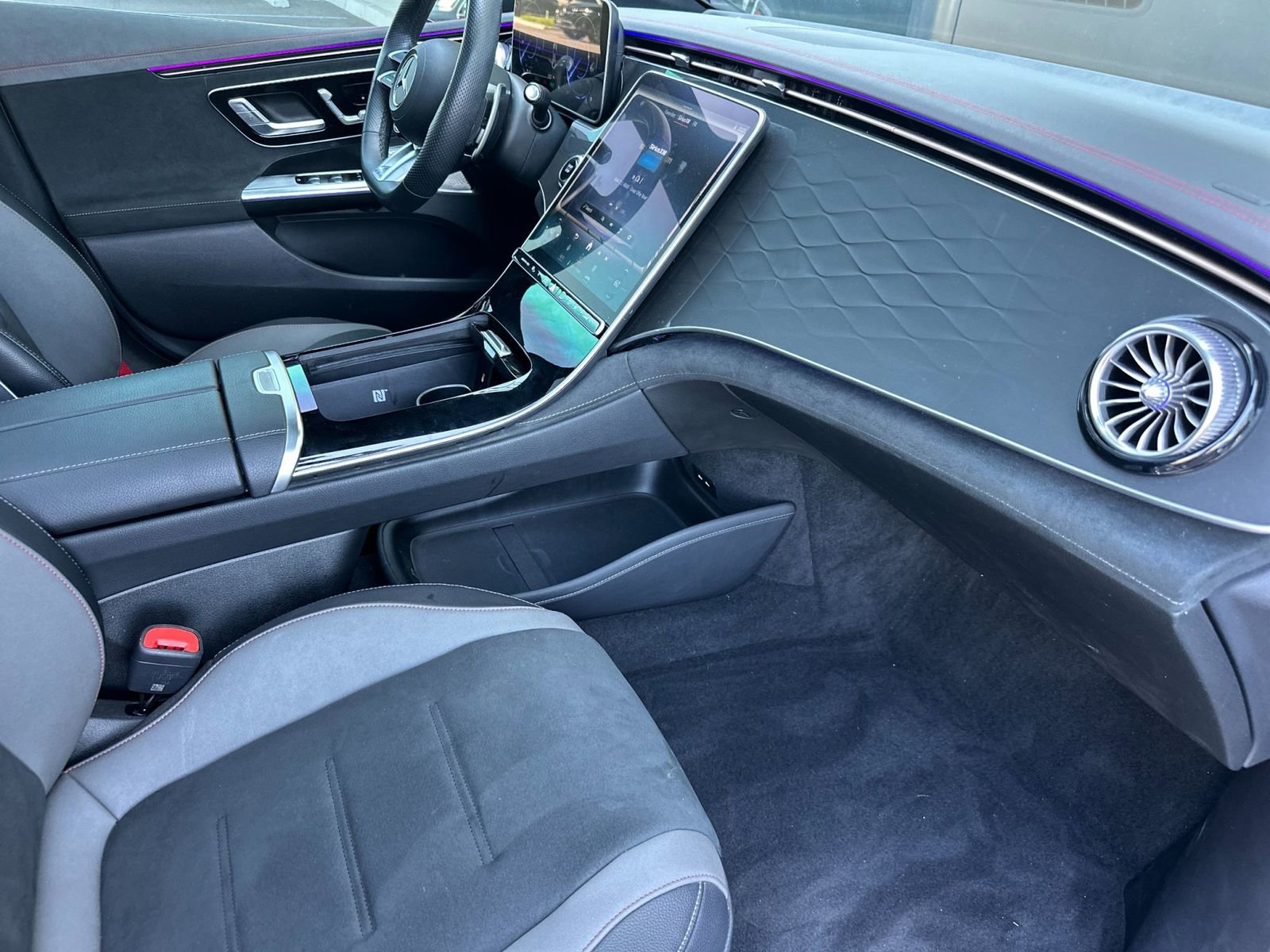 Certified 2023 Mercedes-Benz EQE AMG 4MATIC Sedan image 16