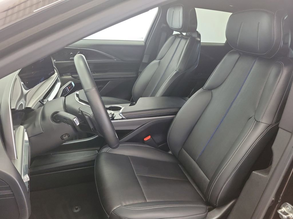 Used 2024 Cadillac Lyriq Sport w/ LPO, Floor Liner Package AWD/4WD image 19