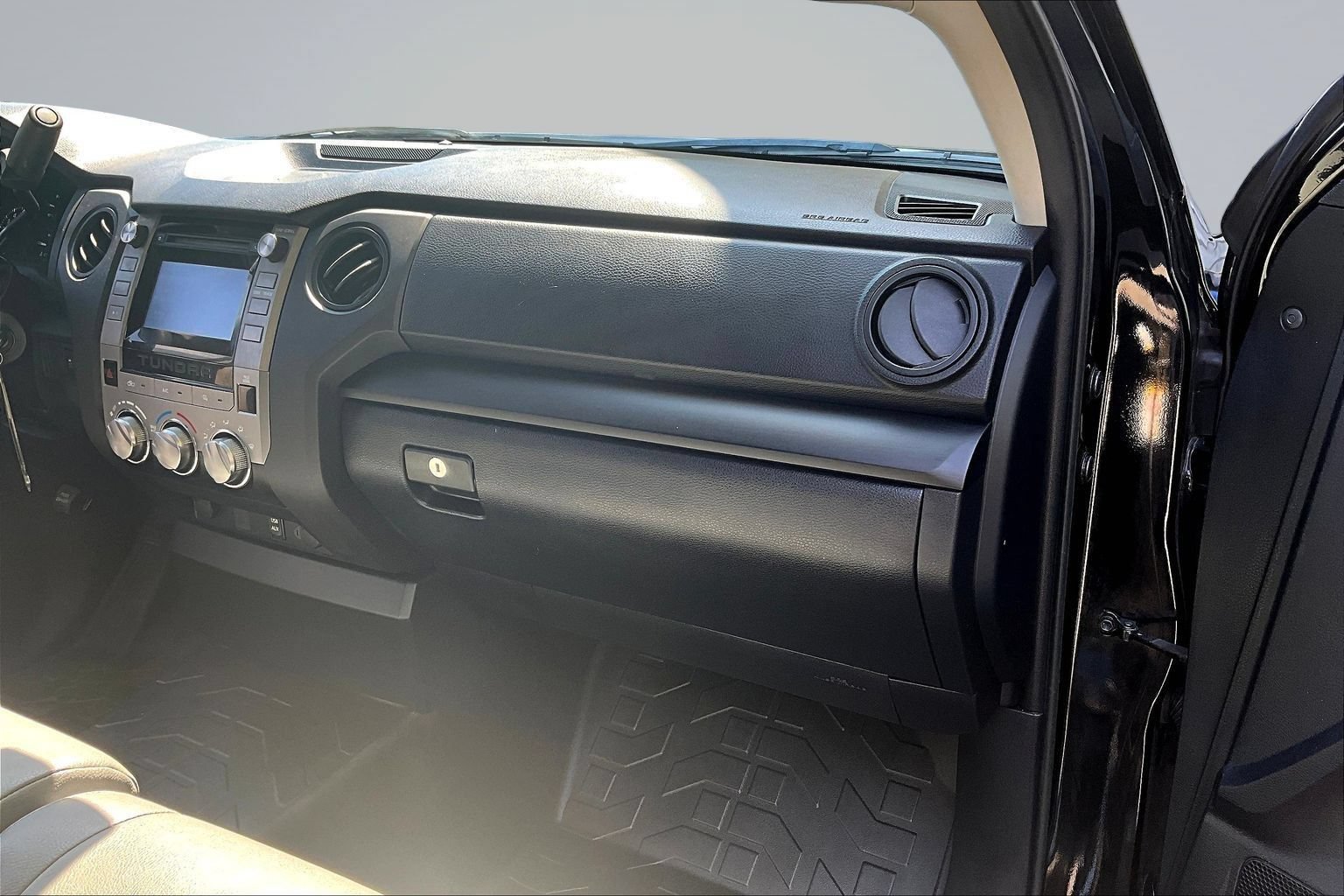 Used 2019 Toyota Tundra SR RWD image 28