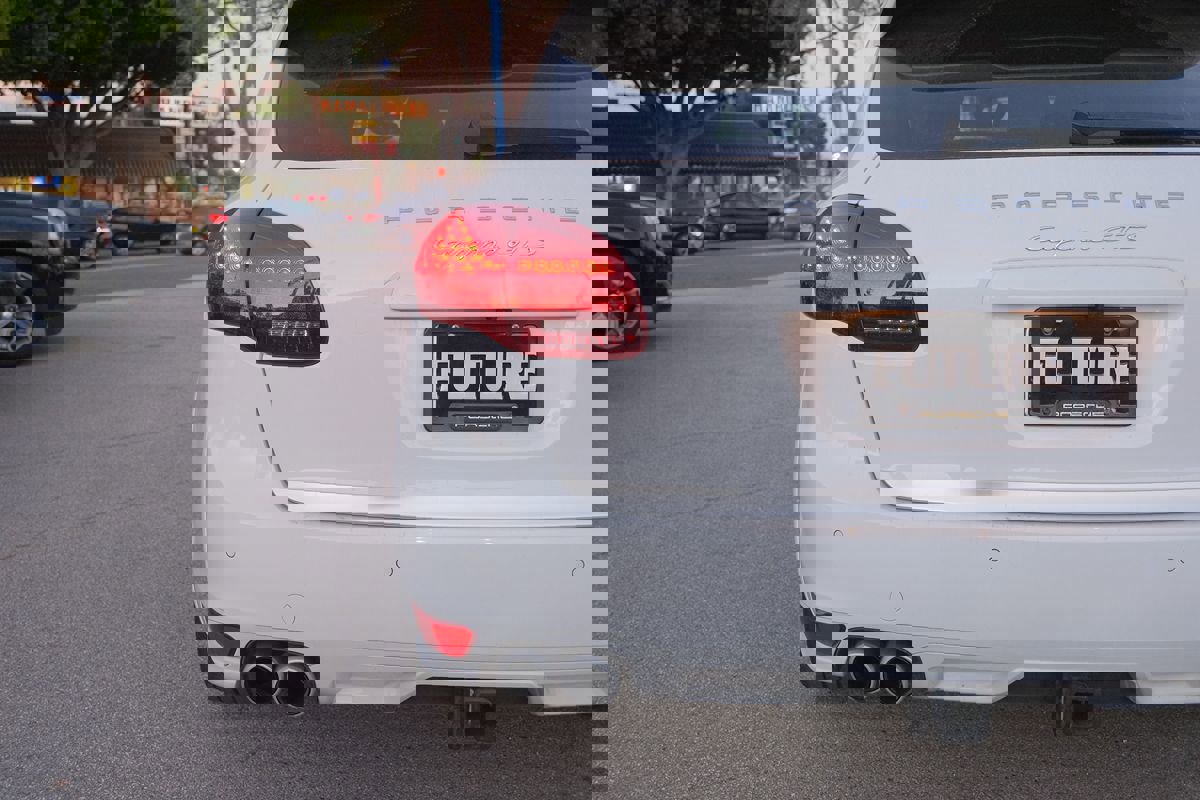 Used 2014 Porsche Cayenne GTS image 35