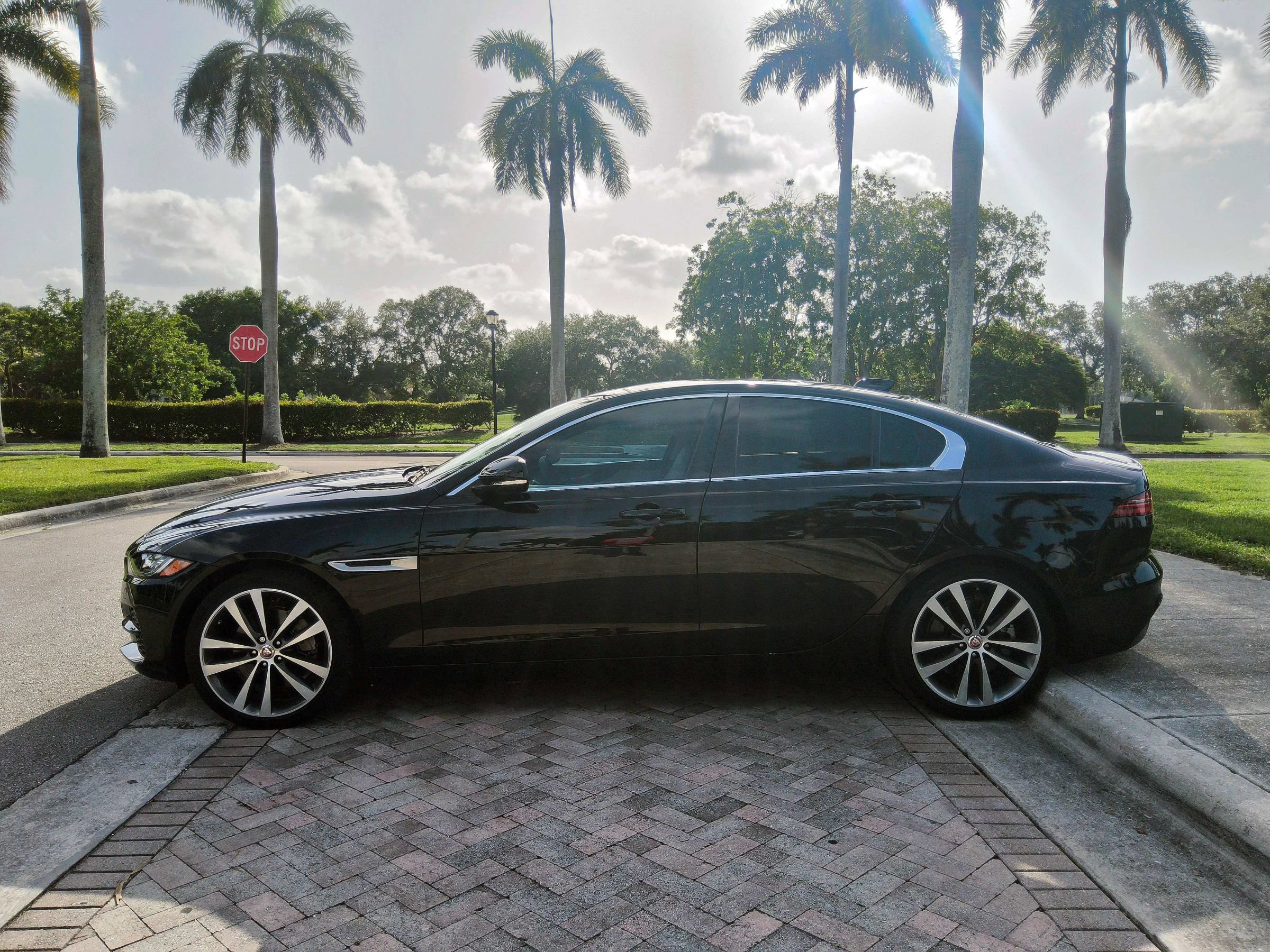 Used 2020 Jaguar XE S AWD/4WD image 20