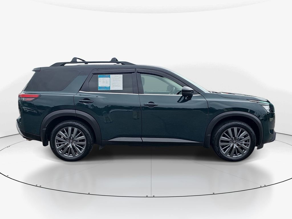 Used 2025 Nissan Pathfinder SL w/ SL Premium Package FWD image 5