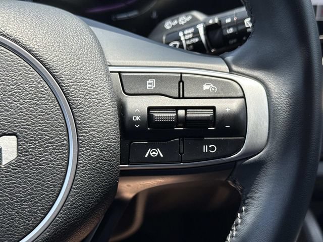 Used 2024 Kia Sportage EX FWD image 21