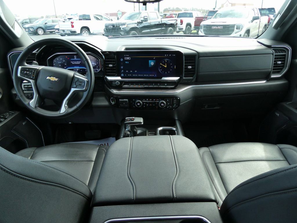 Certified 2024 Chevrolet Silverado 1500 LTZ w/ Technology Package image 21
