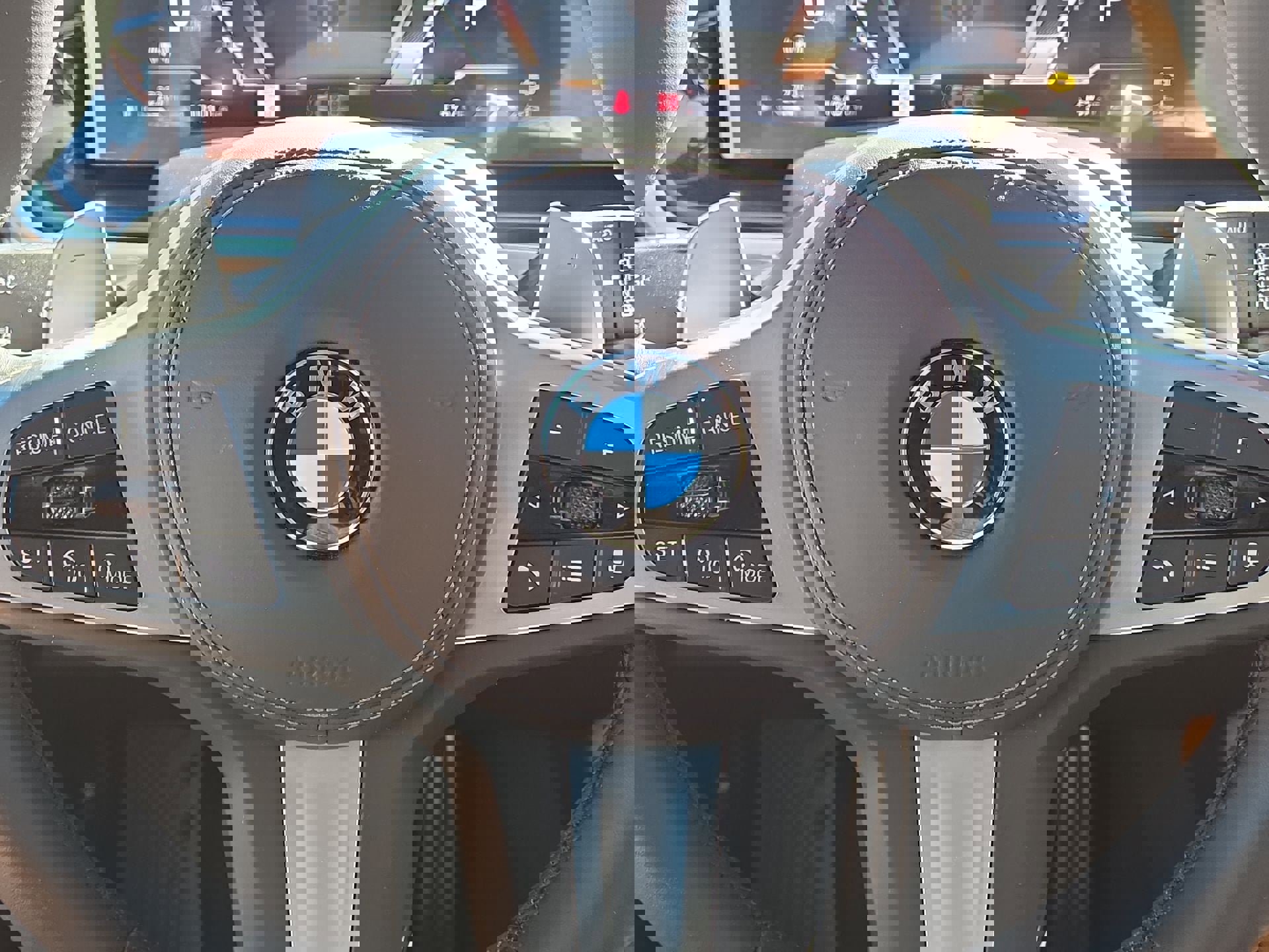 Certified 2026 BMW X7 xDrive40i w/ M Sport Package image 21