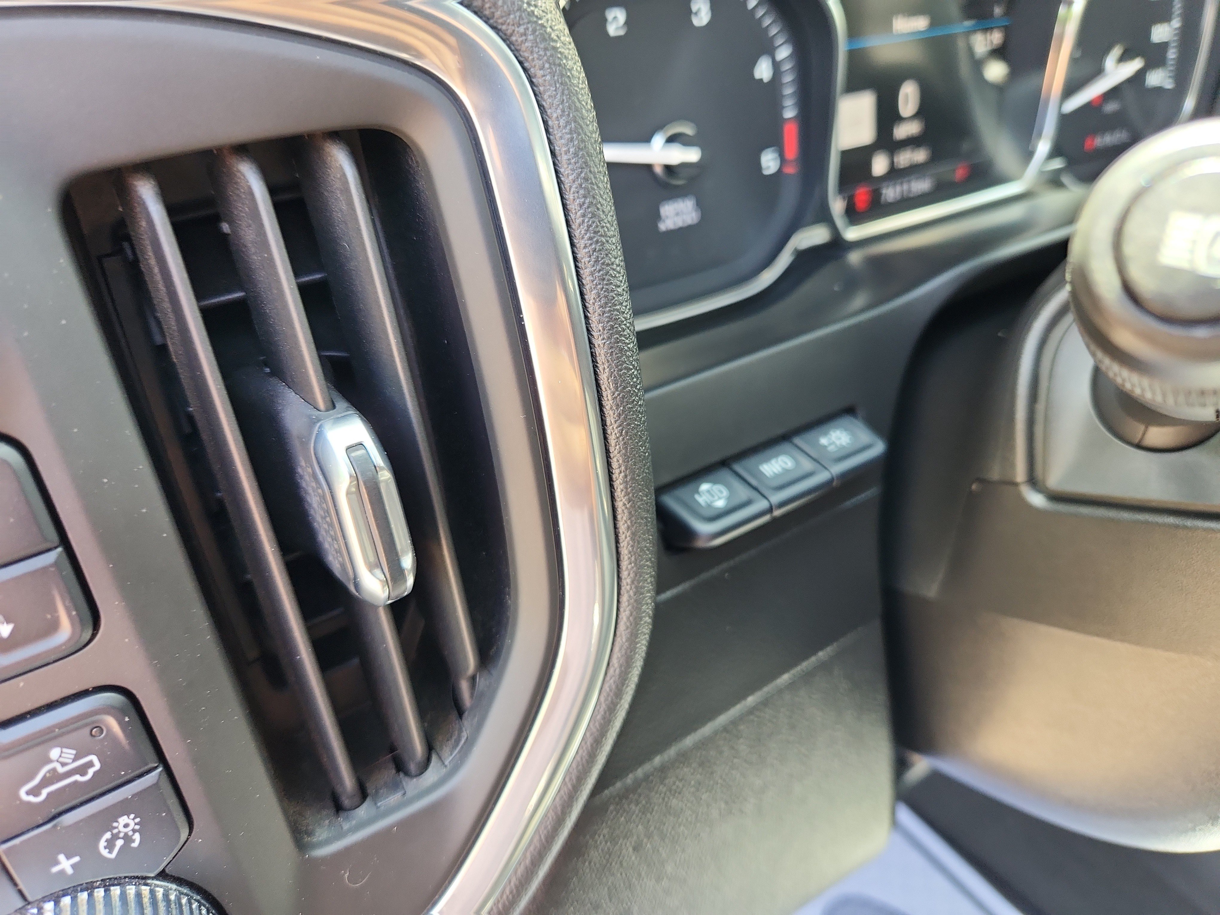 Used 2021 GMC Sierra 2500 Denali w/ Denali Ultimate Package AWD/4WD image 20