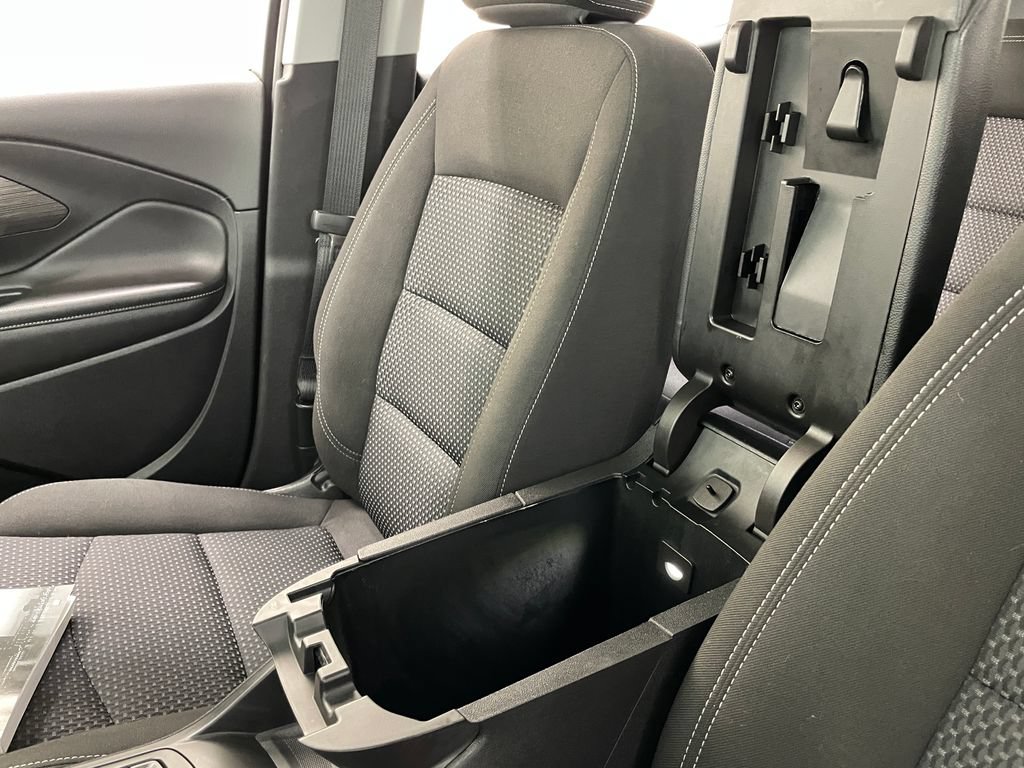 Certified 2022 GMC Terrain SLE w/ Driver Convenience Package FWD image 32