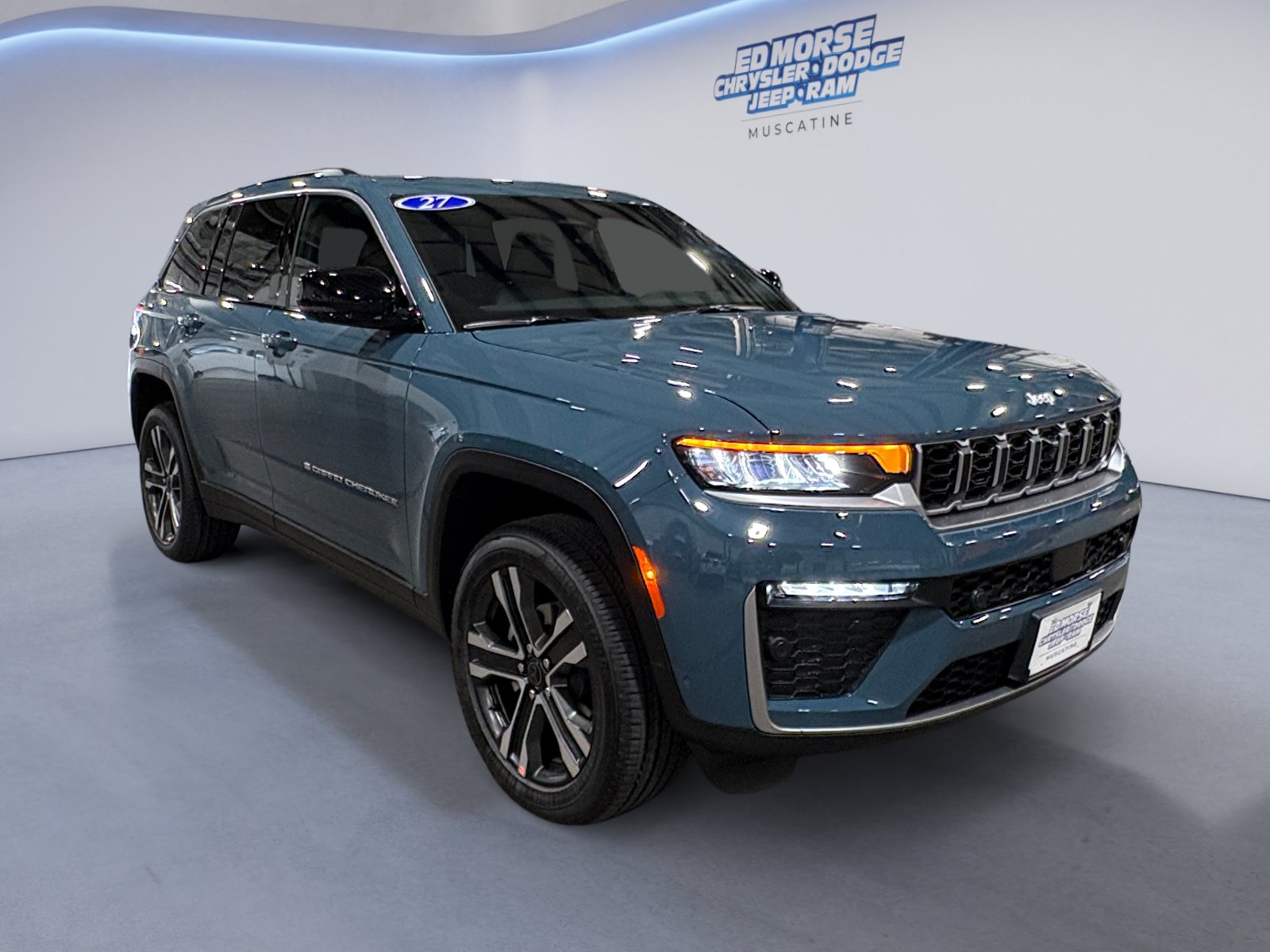 New 2027 Jeep Grand Cherokee Limited AWD/4WD image 7