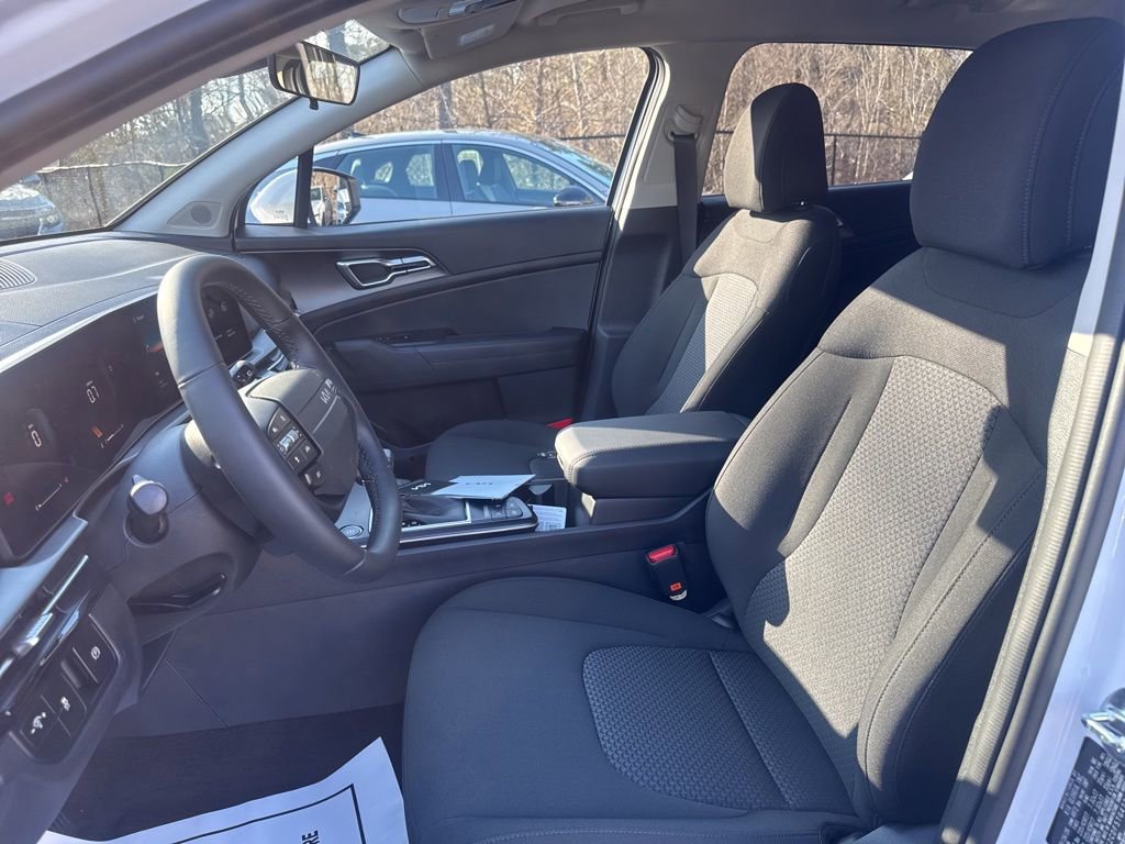New 2026 Kia Sportage LX AWD/4WD image 9