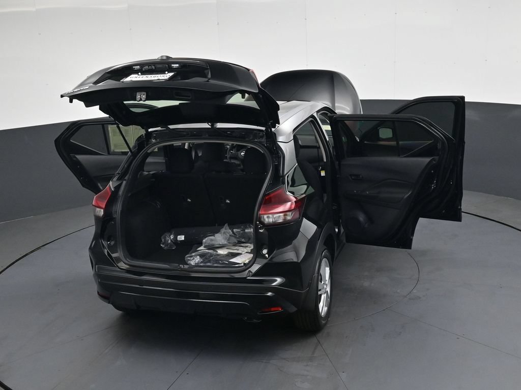 Certified 2025 Nissan Kicks Play S FWD image 52