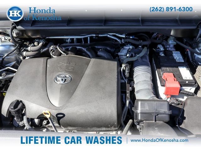 Used 2022 Toyota Highlander LE AWD/4WD image 26