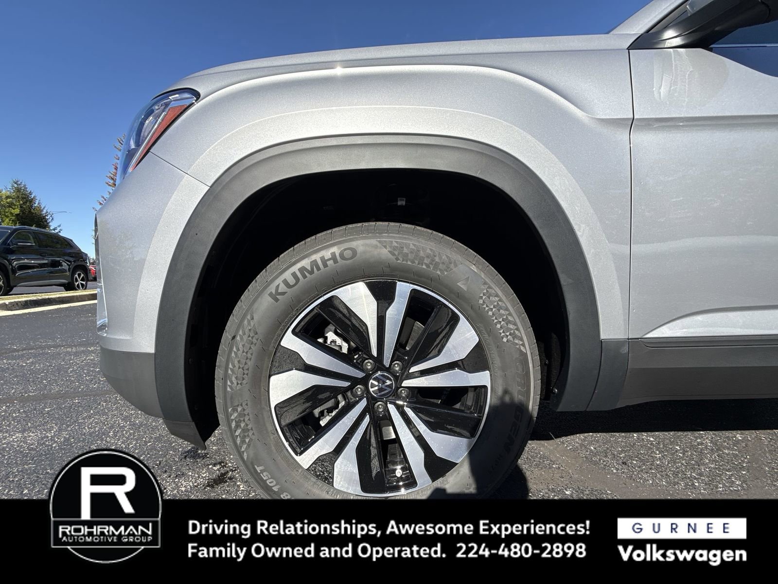 New 2026 Volkswagen Atlas SE image 12