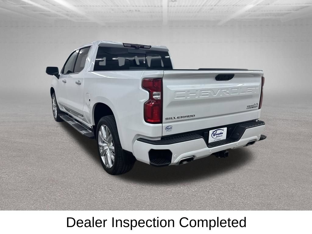 Used 2024 Chevrolet Silverado 1500 High Country w/ Technology Package AWD/4WD image 9