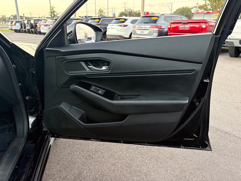 Used 2025 Honda Accord Touring image 22