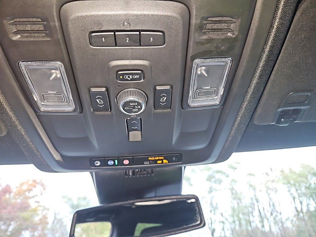 Used 2023 GMC Yukon Denali image 19