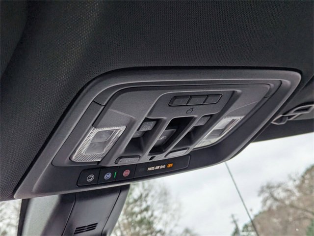 Used 2021 Chevrolet Silverado 1500 High Country w/ Technology Package image 26