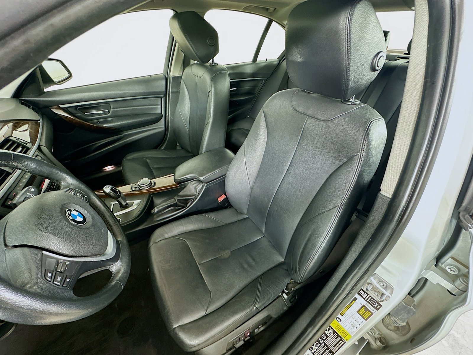 Used 2014 BMW 328i xDrive Sedan AWD/4WD image 32