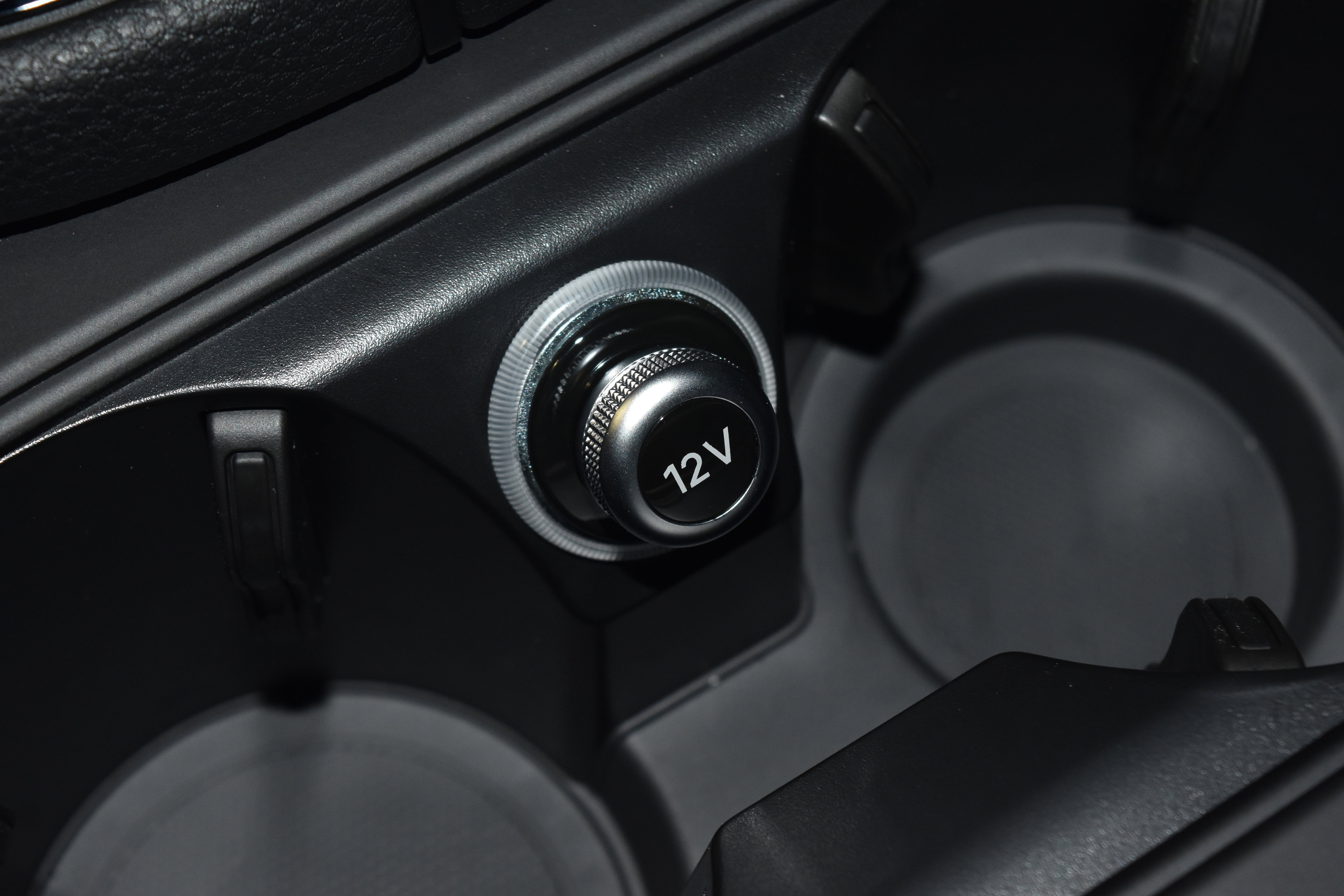 New 2026 Porsche Cayenne image 18