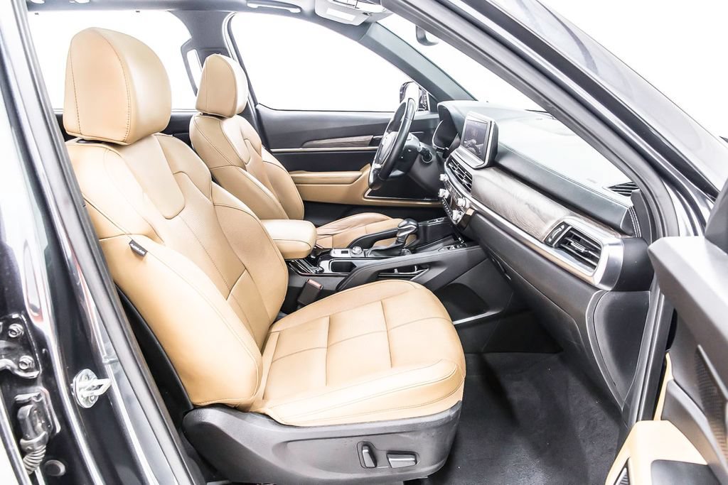 Used 2022 Kia Telluride SX w/ Towing Package FWD image 31