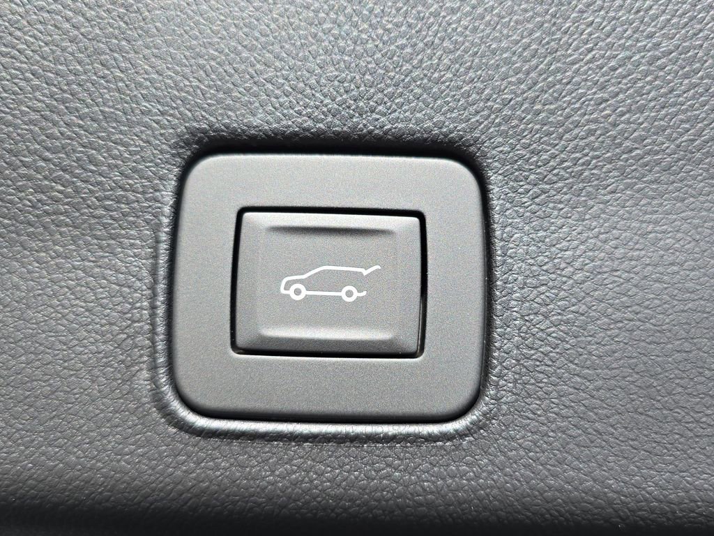 New 2026 Chevrolet TrailBlazer RS w/ Convenience Package FWD image 13