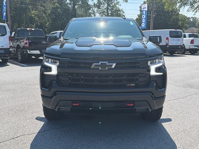 Used 2024 Chevrolet Silverado 1500 LT Trail Boss w/ Convenience Package II AWD/4WD image 2