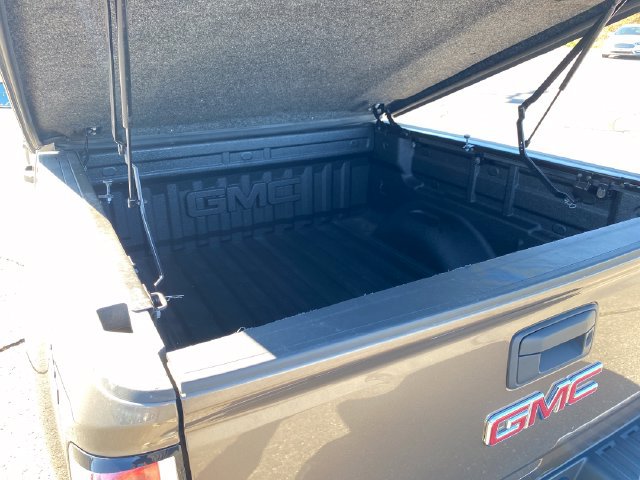 Used 2016 GMC Canyon SLE w/ Nightfall Edition AWD/4WD image 19