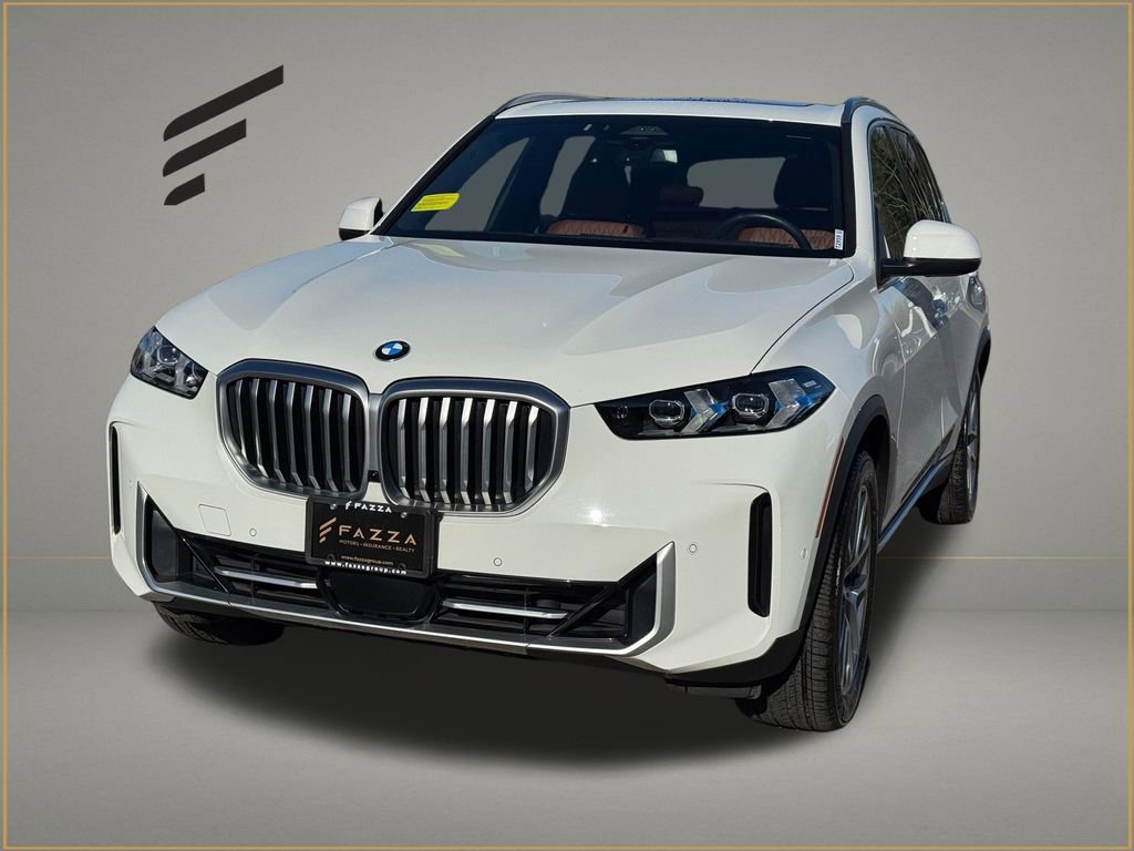Used 2024 BMW X5 xDrive40i w/ Premium Package image 1