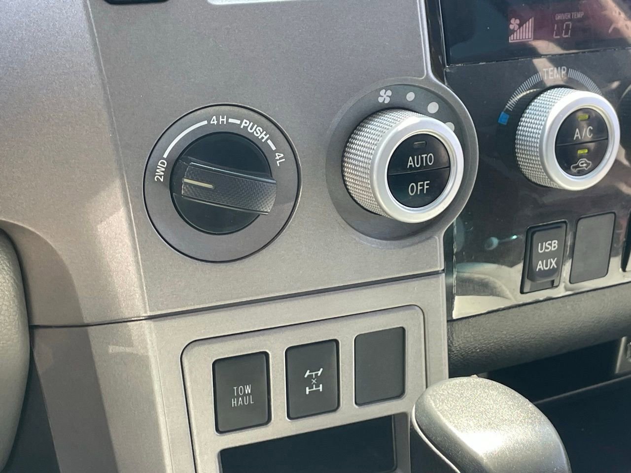 Used 2013 Toyota Sequoia SR5 image 11