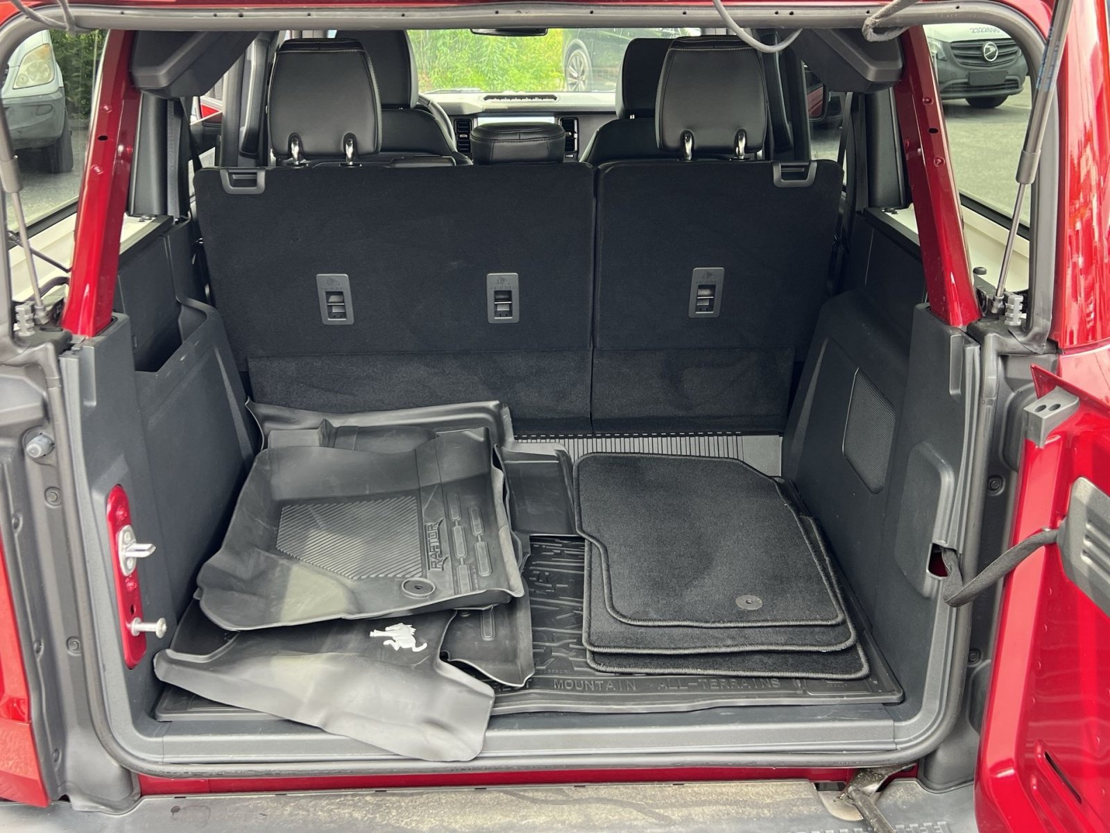 Used 2025 Ford Bronco Badlands AWD/4WD image 31
