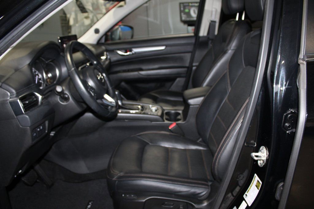 Used 2021 MAZDA CX-5 Touring w/ Touring Preferred SV Package image 11