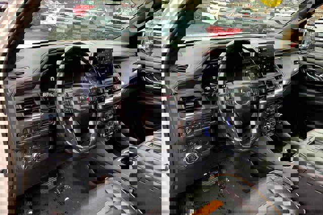 Used 2022 GMC Yukon AT4 image 14