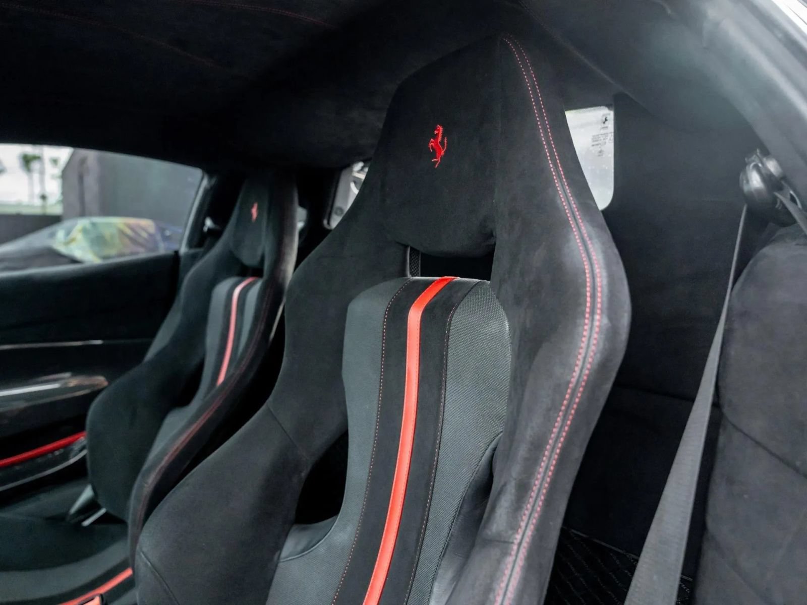 Used 2019 Ferrari 488 Pista Coupe RWD image 20