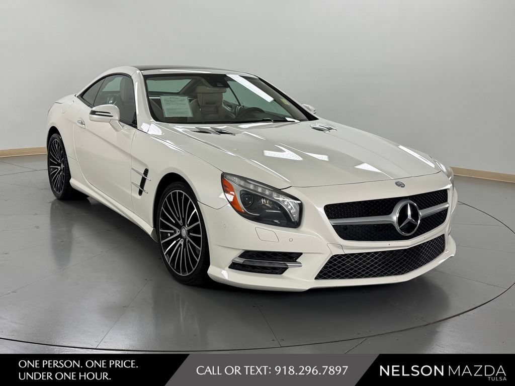 Used 2014 Mercedes-Benz SL 550 image 4