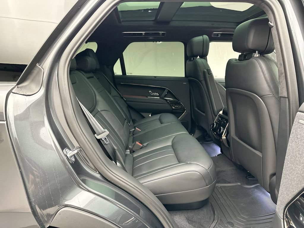 Certified 2025 Land Rover Range Rover Sport Autobiography AWD/4WD image 12