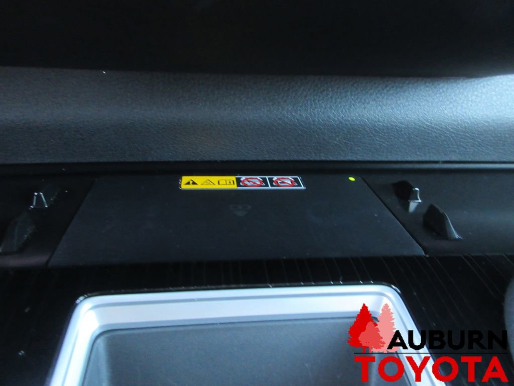 New 2026 Toyota Sienna XSE image 17